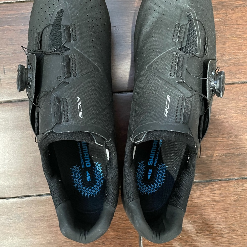 Brand new men’s size 10.5 cycling shoes